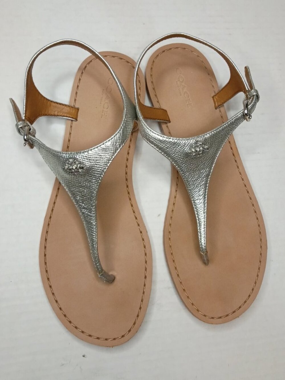 Coach Cheyanne Silver Metallic T-Strap Sandals Women's Size 8B